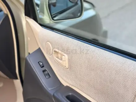 Toyota Highlander 2004 года за 6 600 000 тг. в Алматы – фото 12