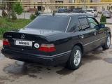 Mercedes-Benz E 220 1995 года за 2 400 000 тг. в Алматы – фото 4