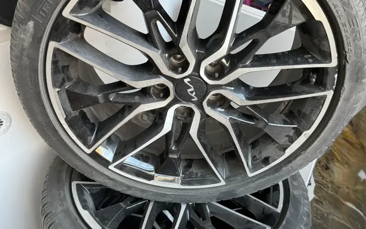 Оригинальные диски Kia за 350 000 тг. в Астана