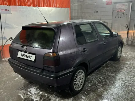 Volkswagen Golf 1994 года за 1 350 000 тг. в Алматы – фото 4