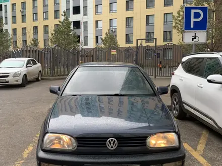 Volkswagen Golf 1995 года за 1 600 000 тг. в Астана – фото 14