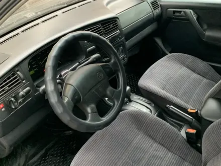 Volkswagen Golf 1995 года за 1 600 000 тг. в Астана – фото 8