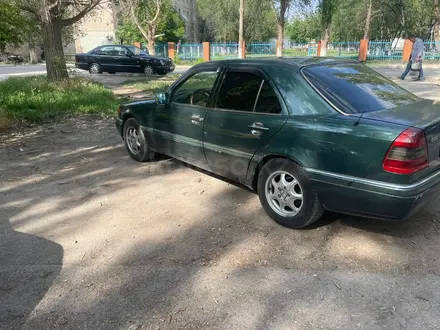 Mercedes-Benz C 280 1993 года за 1 700 000 тг. в Астана – фото 2