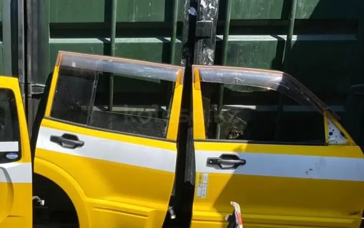 Двери паджеро 3 за 50 000 тг. в Актау