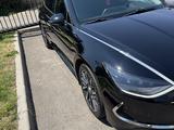 Hyundai Sonata 2022 года за 11 700 000 тг. в Алматы – фото 3