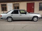 Mercedes-Benz E 200 1992 года за 1 600 000 тг. в Атырау