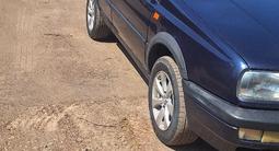 Volkswagen Vento 1993 года за 1 500 000 тг. в Караганда – фото 2