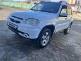Chevrolet Niva 2012 года за 2 500 000 тг. в Атырау – фото 4