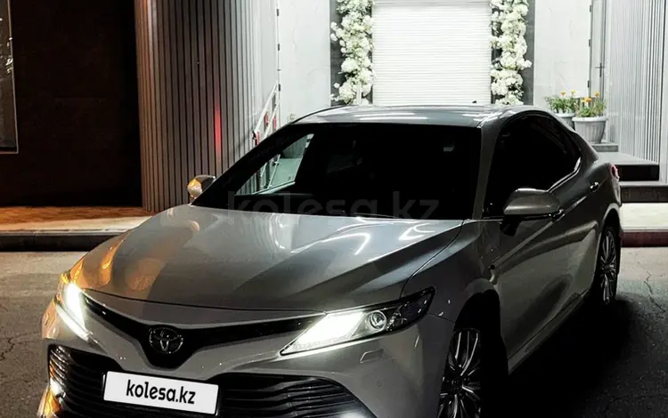 Toyota Camry 2018 года за 12 600 000 тг. в Тараз
