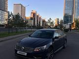 Volkswagen Passat 2017 годаfor8 000 000 тг. в Астана