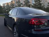 Volkswagen Passat 2017 года за 8 000 000 тг. в Астана – фото 4