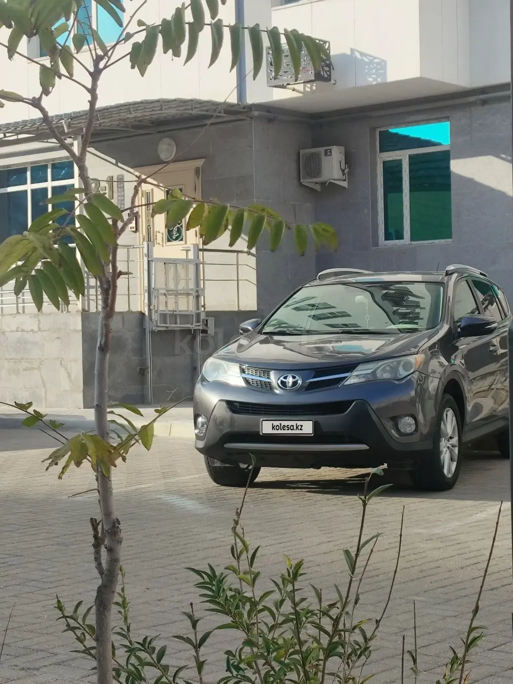 Toyota RAV4, 2014