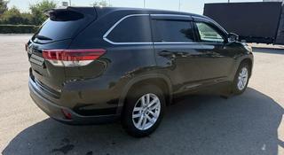 Toyota Highlander 2015 года за 12 000 000 тг. в Актобе