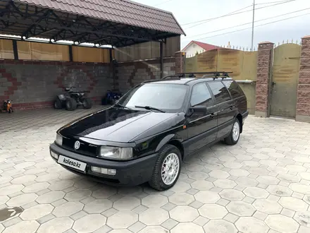 Volkswagen Passat 1990 года за 1 500 000 тг. в Алматы