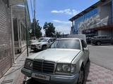 Mercedes-Benz E 200 1991 года за 750 000 тг. в Шымкент – фото 2