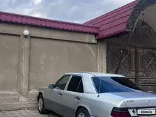 Mercedes-Benz E-Class, 1991