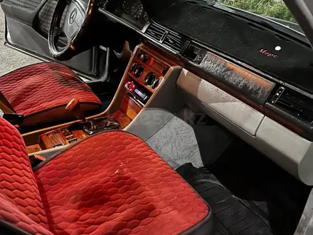 Mercedes-Benz E 200 1991 года за 750 000 тг. в Шымкент – фото 4