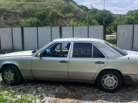Mercedes-Benz E 200 1991 года за 750 000 тг. в Шымкент – фото 8