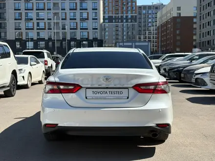 Toyota Camry Prestige 2023 года за 14 400 000 тг. в Астана – фото 4