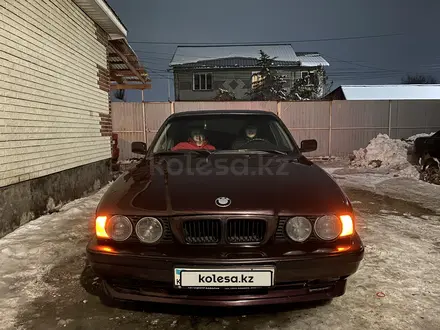 BMW 525 1993 года за 1 500 000 тг. в Талдыкорган – фото 10
