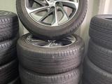 Lexus Rx300 диски R20 с летней резиной 235 55 20 Dunlop за 850 000 тг. в Алматы – фото 2
