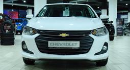 Chevrolet Onix 2024 года за 8 190 000 тг. в Караганда – фото 2