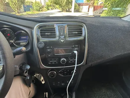 Renault Logan 2015 года за 3 500 000 тг. в Уральск – фото 5