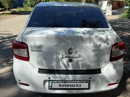 Renault Logan 2015 года за 3 500 000 тг. в Уральск – фото 4