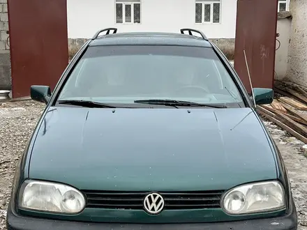 Volkswagen Golf 1996 года за 2 000 000 тг. в Туркестан