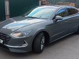 Hyundai Sonata 2020 года за 9 300 000 тг. в Астана – фото 3