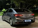 Hyundai Elantra 2019 годаfor9 500 000 тг. в Алматы – фото 3