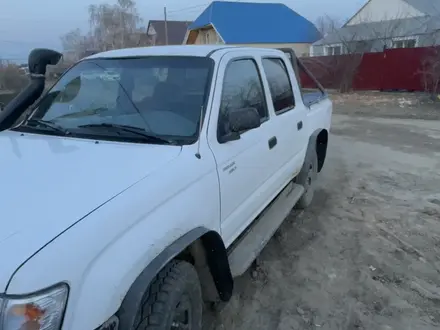 Toyota Hilux 2004 года за 3 500 000 тг. в Уральск – фото 5