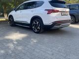 Hyundai Santa Fe 2022 годаүшін18 000 000 тг. в Актобе – фото 3