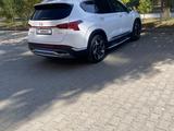 Hyundai Santa Fe 2022 годаүшін18 000 000 тг. в Актобе – фото 5