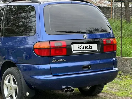 Volkswagen Sharan 1995 года за 4 300 000 тг. в Алматы – фото 8