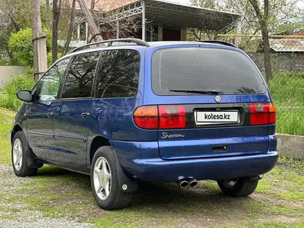 Volkswagen Sharan 1995 года за 4 300 000 тг. в Алматы – фото 9