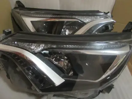 Фары фонарь на Toyota за 15 000 тг. в Актобе – фото 26