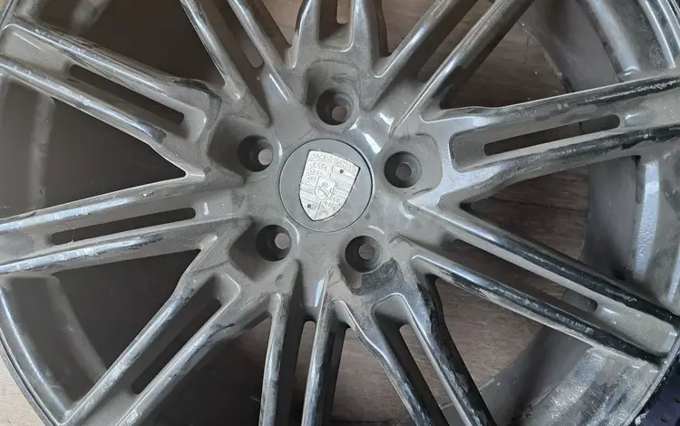 Диски на Порш Кайен R21 1шт за 100 000 тг. в Алматы