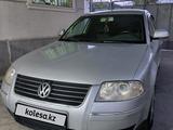 Volkswagen Passat 2005 годаүшін2 500 000 тг. в Тараз