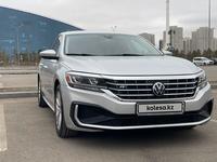 Volkswagen Passat 2020 годаfor10 111 111 тг. в Астана