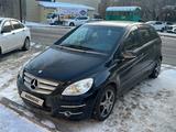 Mercedes-Benz B 170 2008 годаfor4 500 000 тг. в Караганда – фото 2