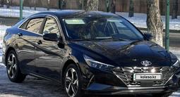 Hyundai Elantra 2023 годаfor10 500 000 тг. в Астана