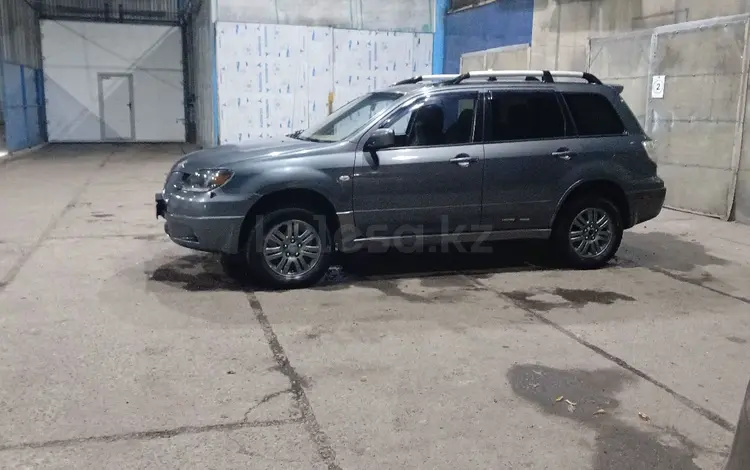 Mitsubishi Outlander 2004 года за 3 900 000 тг. в Усть-Каменогорск