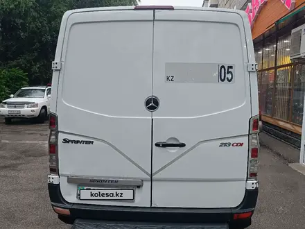 Mercedes-Benz Sprinter 2011 года за 8 700 000 тг. в Алматы – фото 4