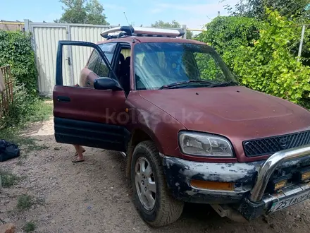 Toyota RAV4 1998 года за 3 100 000 тг. в Алматы – фото 2