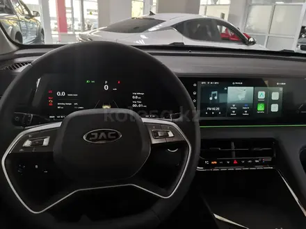 JAC JS8 Luxury 2025 года за 12 890 000 тг. в Петропавловск – фото 10