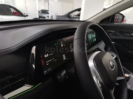 JAC JS8 Luxury 2025 года за 12 890 000 тг. в Петропавловск – фото 9