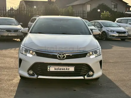 Toyota Camry 2016 года за 14 200 000 тг. в Алматы