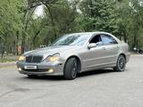 Mercedes-Benz C 230 2003 годаүшін2 650 000 тг. в Алматы – фото 4