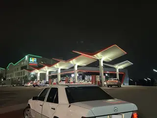 Mercedes-Benz E 280